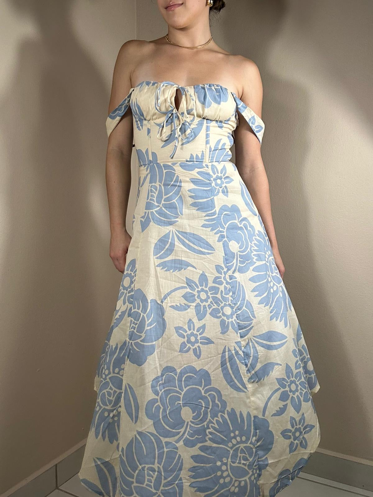 Betty Delicate Dress