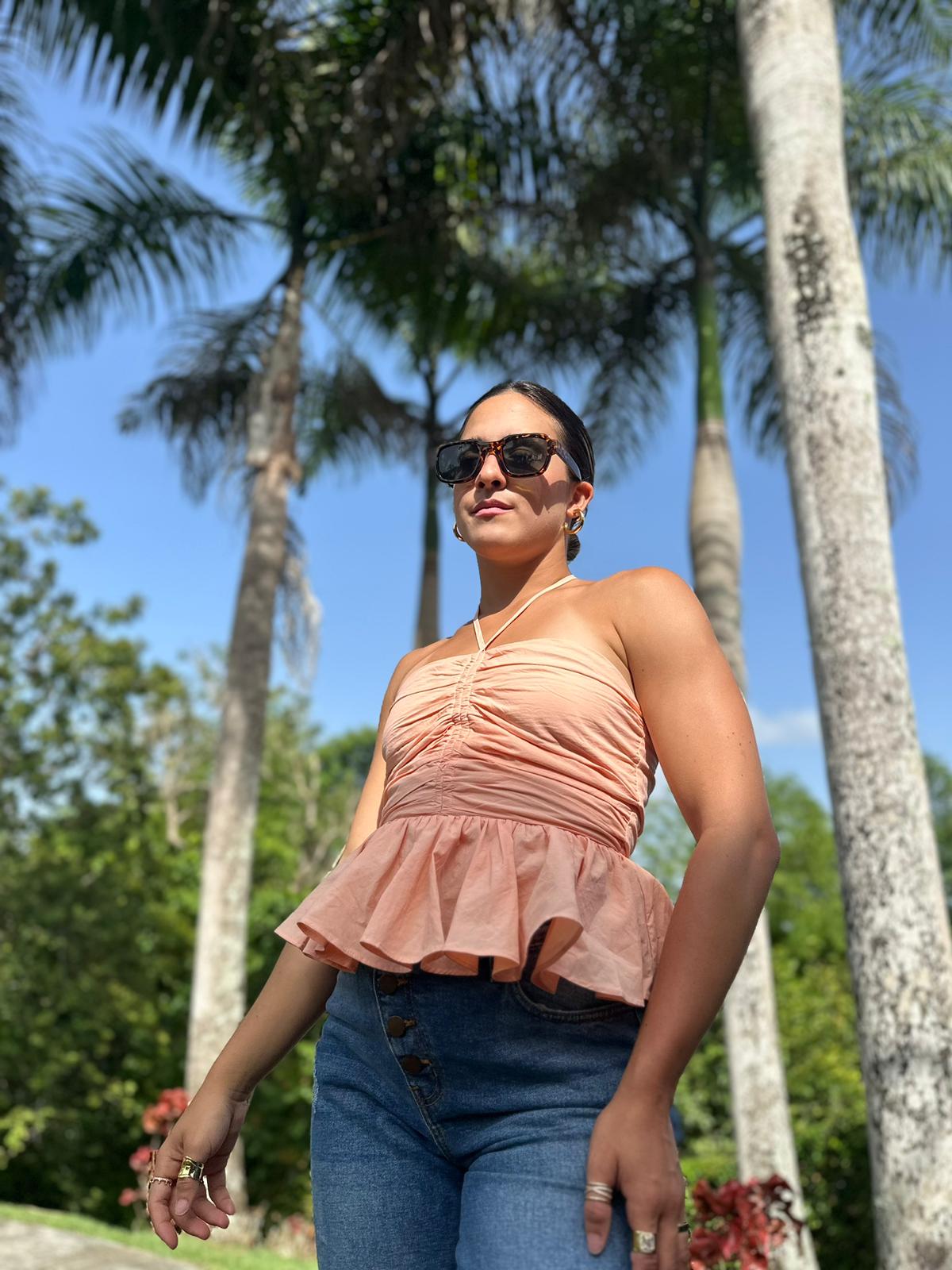 HALTER NECK STRAP PEPLUM TOP