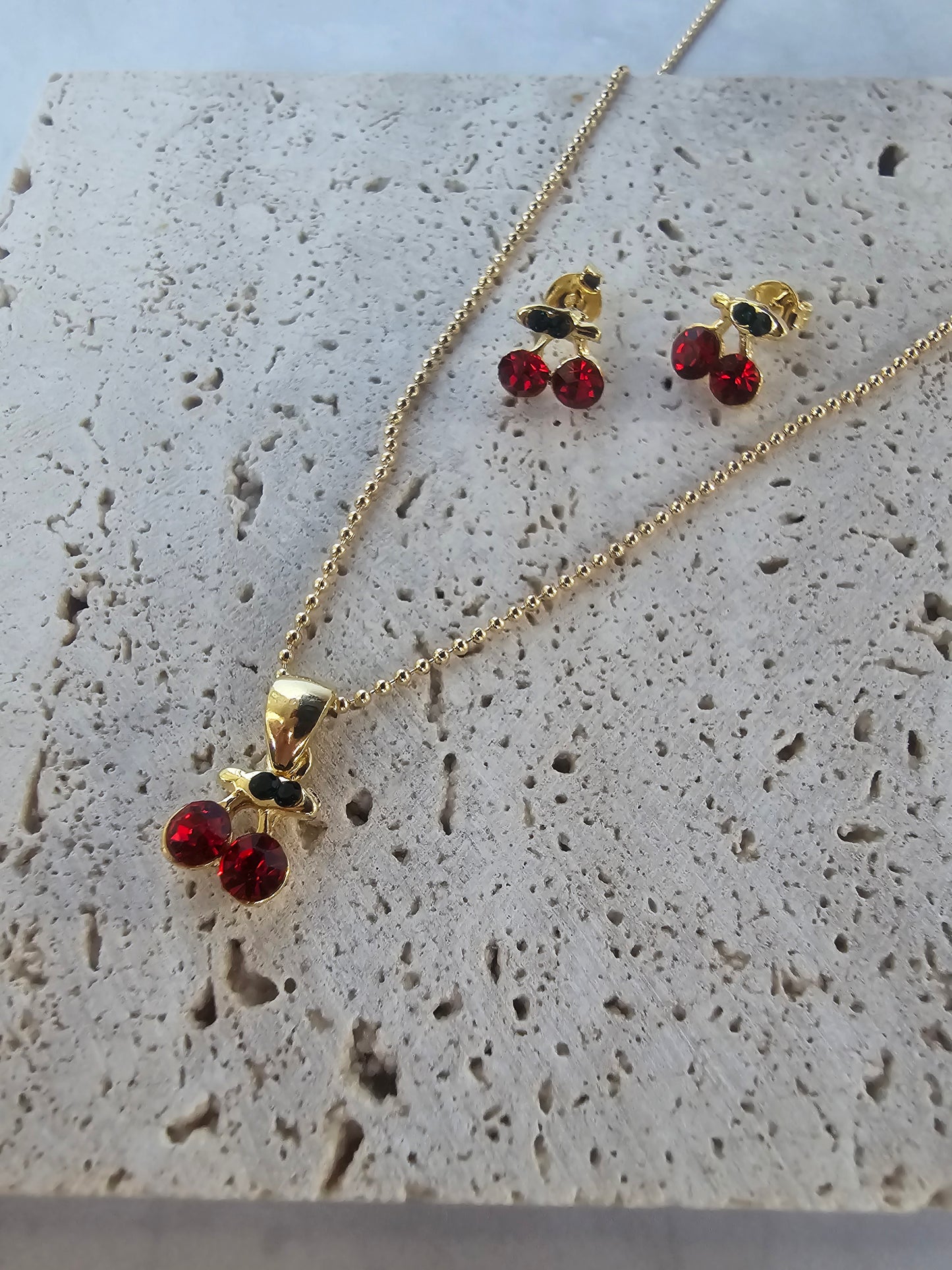 Massima Necklace