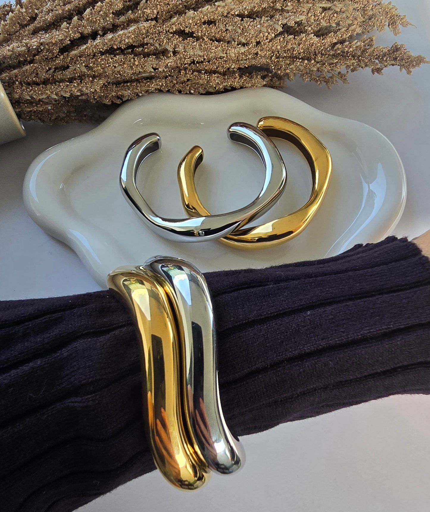 Mau Bangle