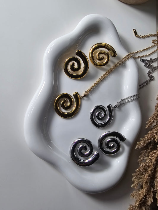 Spiral Stripe Necklace